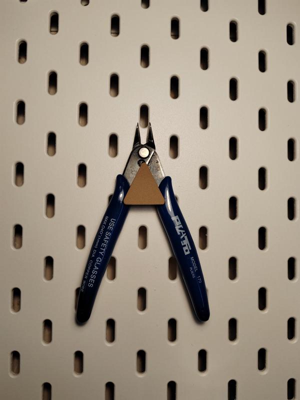 Skadis Pliers Holder