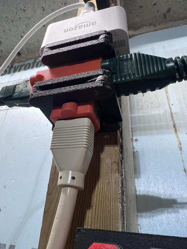 Standard 3 Way Electrical Cord Splitter Articulating Mount