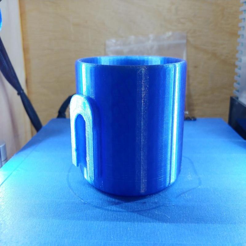 Cup holder 