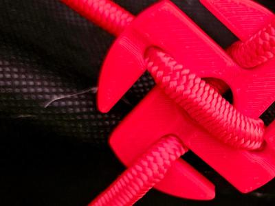 Dual Paracord/ Bungee Overlap Clip