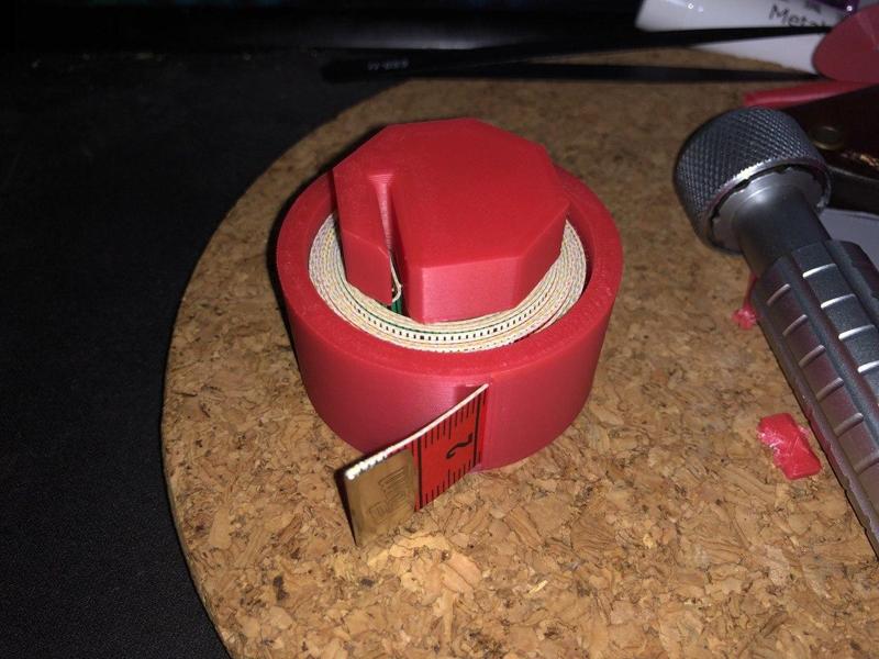 Print in place soft tape measure holder (Now with version for people with bad hands)