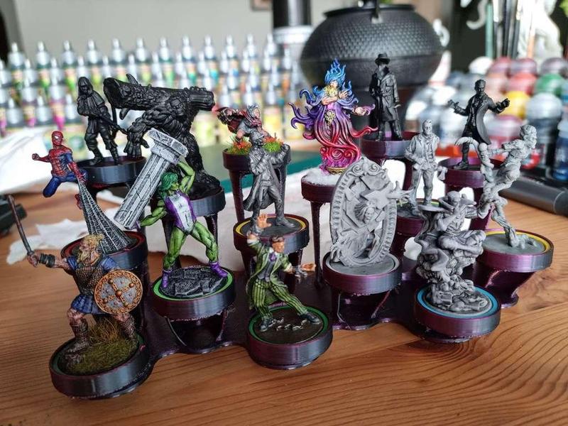 Miniature Display Stand for Unmatched (28mm)