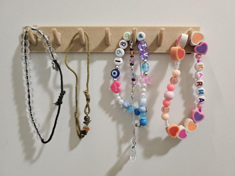 Surf fin jewellery hangers