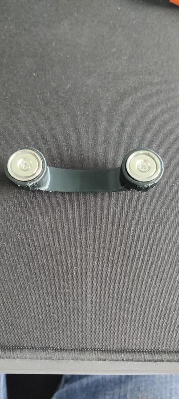 magnetic cable management