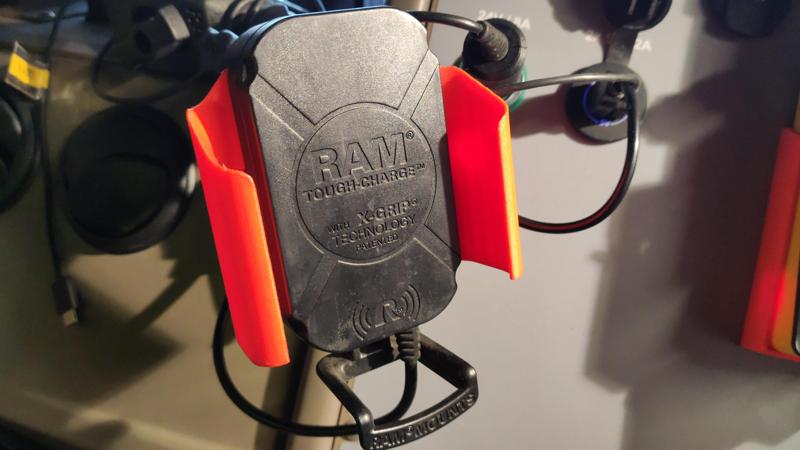 RAM dock - alternativní úchyt