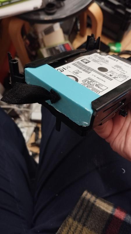 (More) Universal Xbox360 Slim and E HDD case