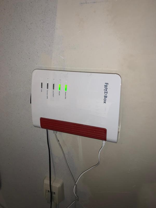 Wall mount for Fritz box