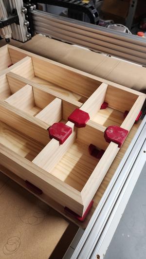 Corner and 3-Way Fixture for 3/4in Wood