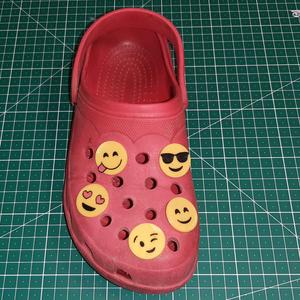 CROCS JIBBITZ EMOJI, EMOTICONOS, CHARMS, PINS