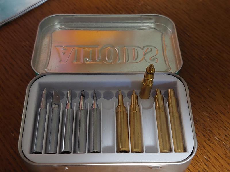 Soldering tip Altoids tin insert