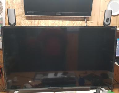 Lautsprecher Halter für TV