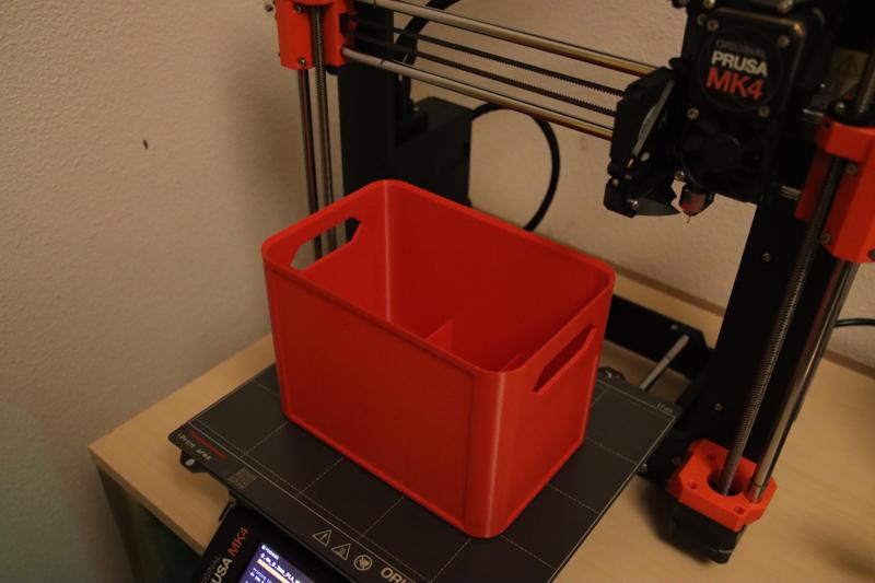 Parametric stackable crate