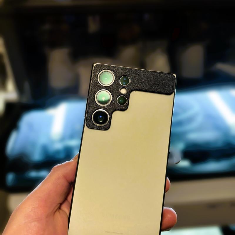 Samsung Galaxy S24 Ultra Camera Bump