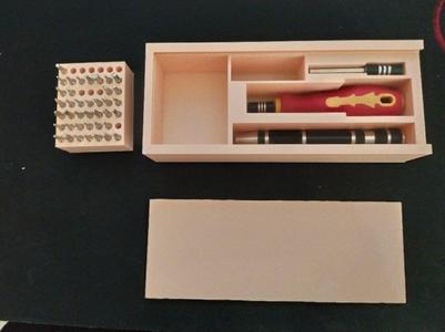 box screwdriver with tips 4mm