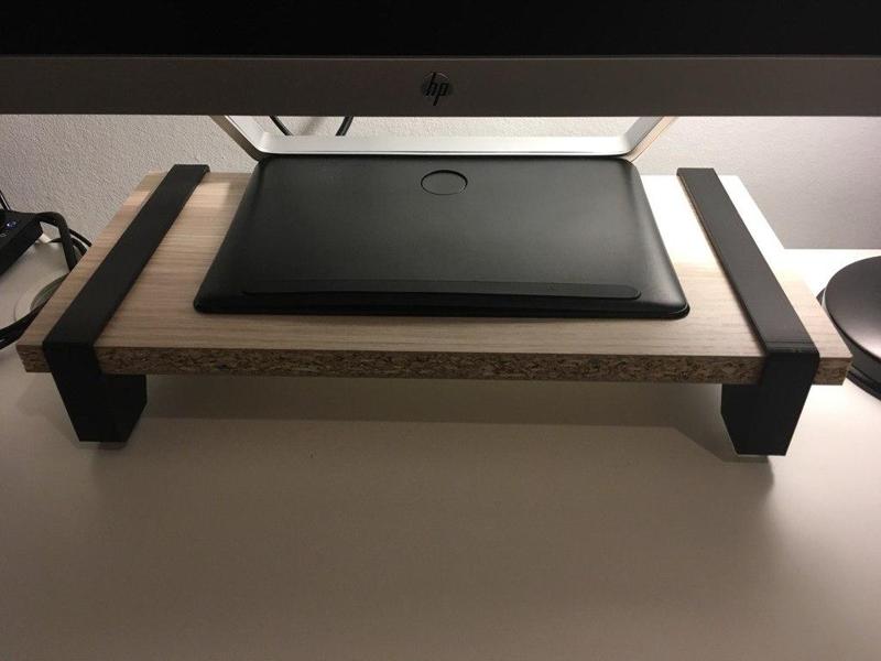 Monitor Stand Legs (Parametric Remix)