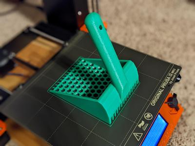 Easy, ergonomic, clean Pooper Scooper