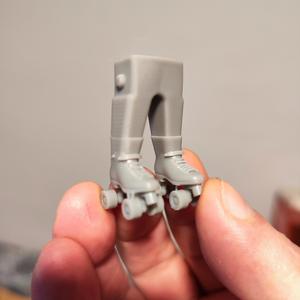 Legs skates compatible with playmobil