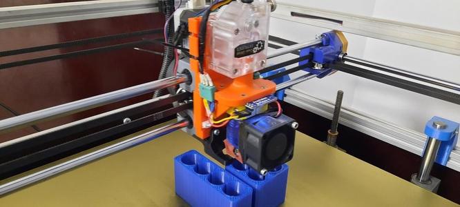 bmg extruder