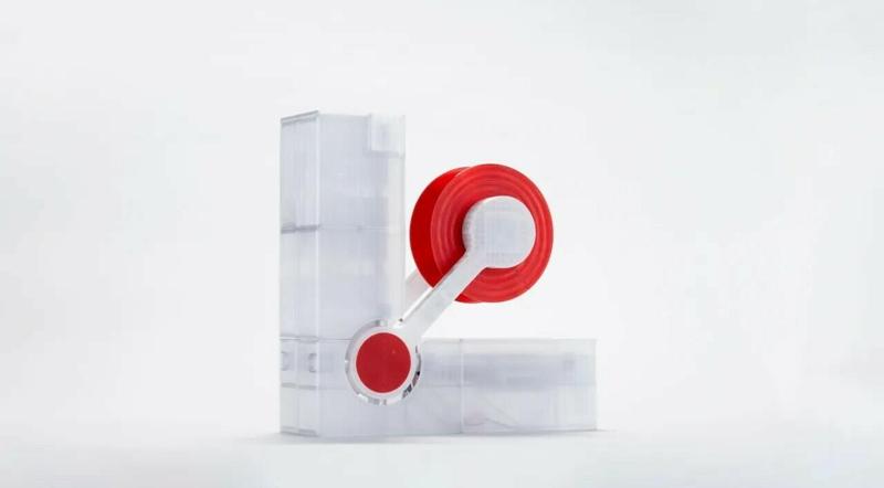 PET bottle puller - PolyFormer - James Dyson Award Winner