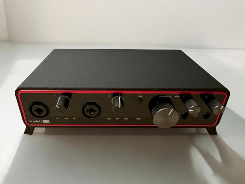 Focusrite Scarlett 8i6 3rd Generation Audio Interface