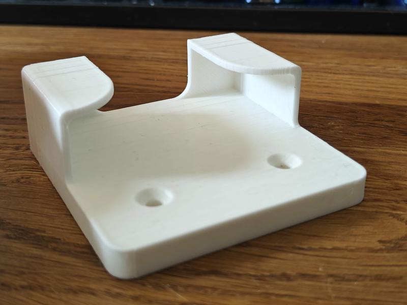 Support ClickShare (remix avec trous de vis)