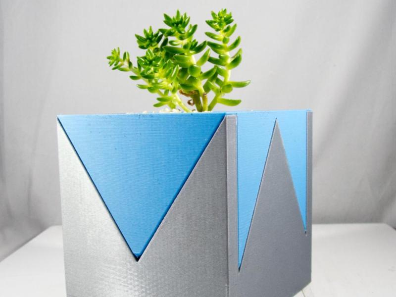 Modern V Planter