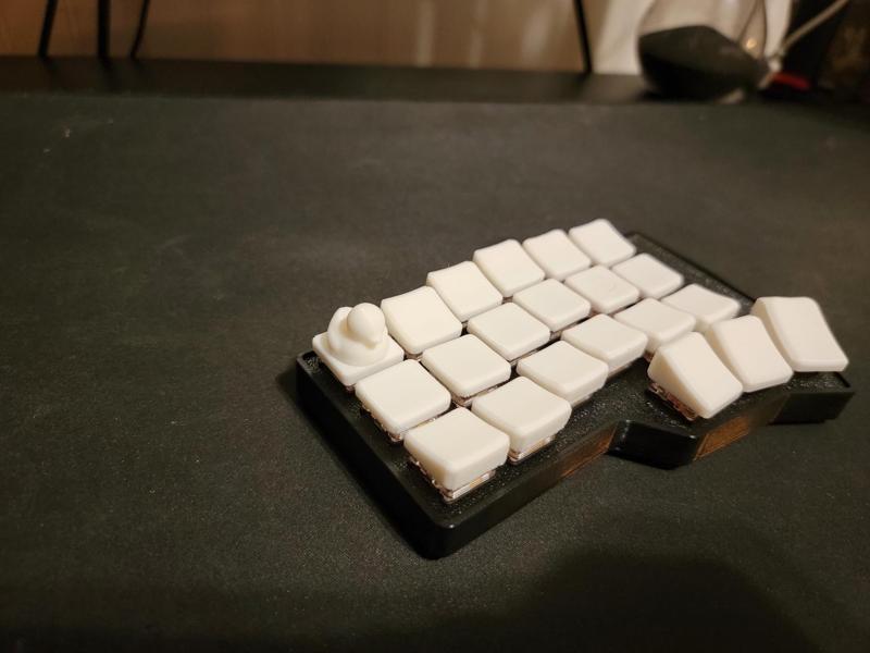Kailh Choc custom duck keycap