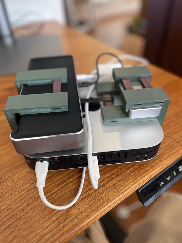 Mac Mini accessory rack