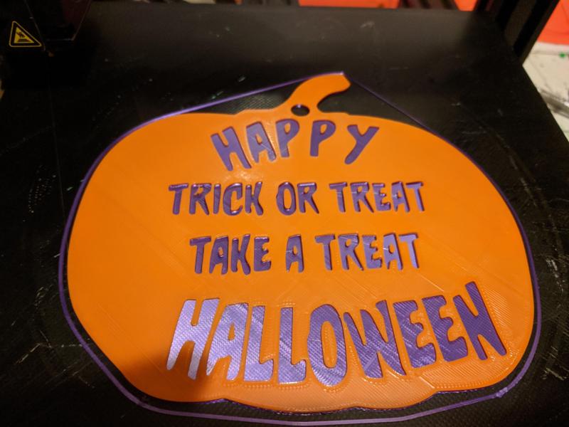 Simple Hallowen trick or treat sign