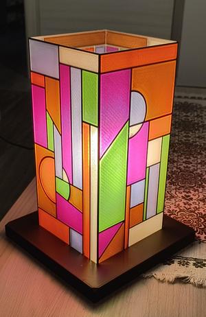 Tiffany Table Lamp