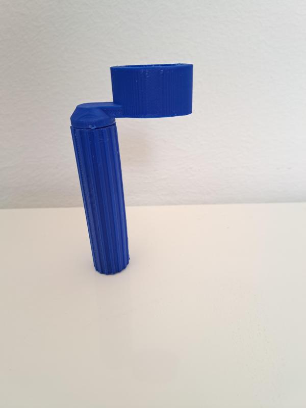 Guitar string winder