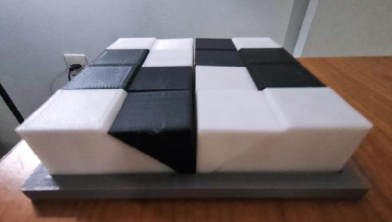 Geometric Shape Puzzle Game