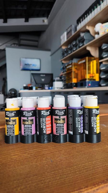 Rich Paints Organizer