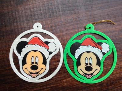 mik mouse christmas spheres