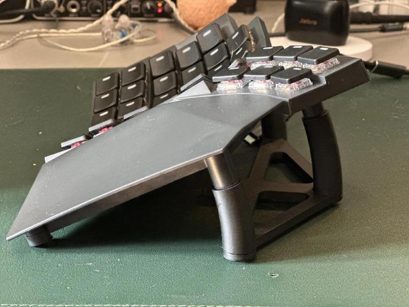 Portable Glove80 Tenting   