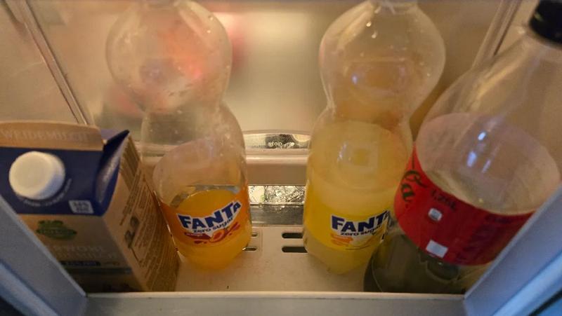 LG refrigerator - repair for bottom of the  drink compartment   