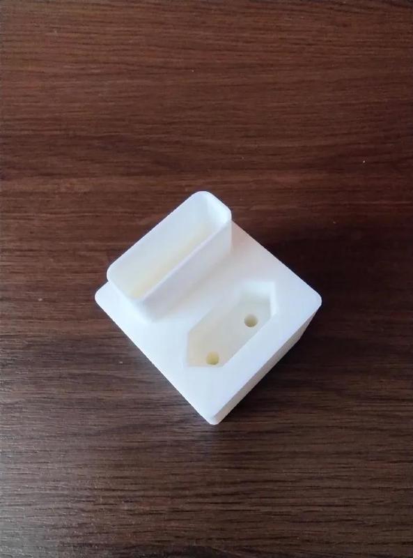 Stojánek na nabíječku telefonu, mobile stand charger   