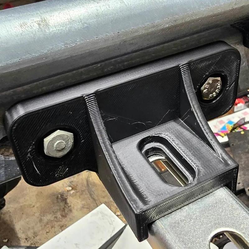 Unistrut 90deg connectors   