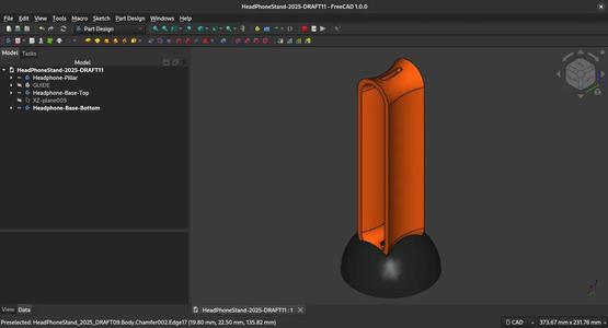 Headphone stnd with hidden storage   