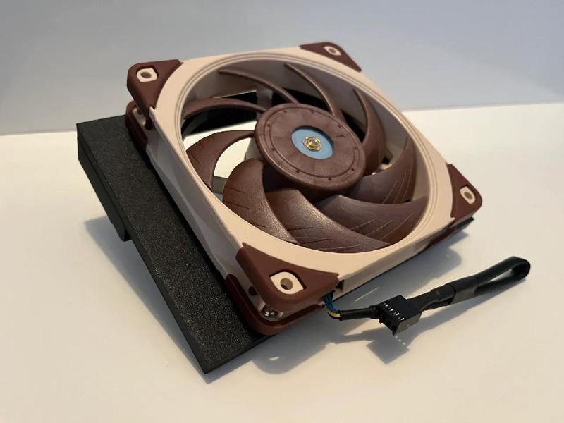 Sliger 4U Rear Exhaus FAN Bracket   