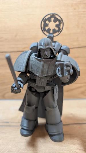 Armure spatiale Dark Vador pour Dummy13   