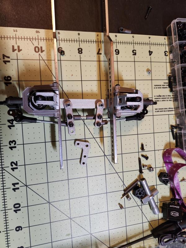 RC Everyday Shop truck front suspension