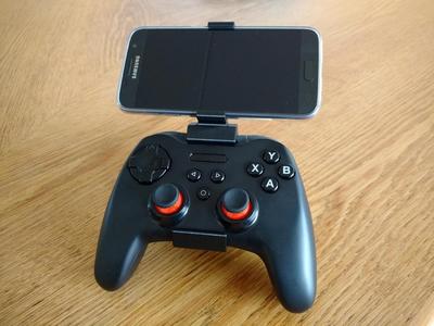 Steelseries Stratus XL phone clip for Samsung Galaxy S7 and S6 (also any phone model)