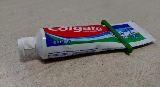 Flexible Toothpaste Squeezer