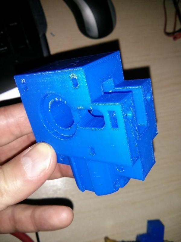 Modular carriage & nozzle plugs for prusa i3