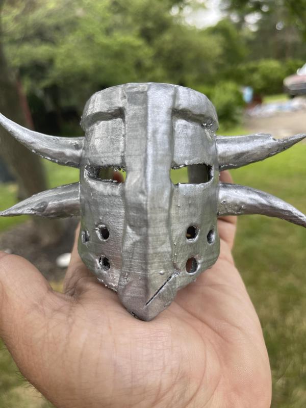 Four horned knight helmet for chicken