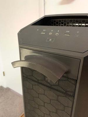 Headset Mount on 5.25in Drive-Bay Cover