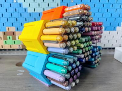 Honeycomb Infinitely Stackable Pen Holder