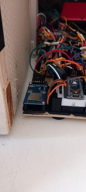 CMS_SD_card_reader.stl