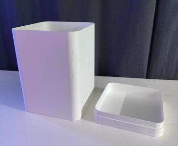 Container